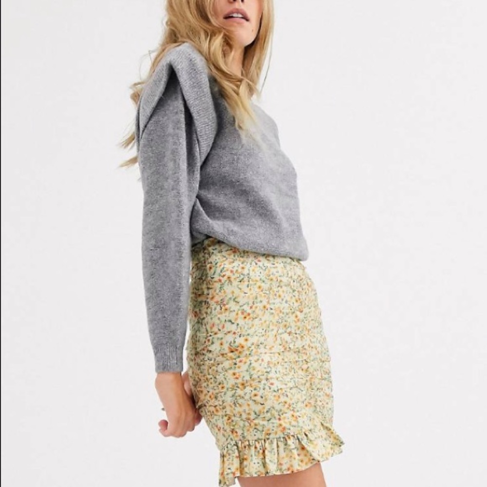 ASOS Sweater - Picture 4 of 9